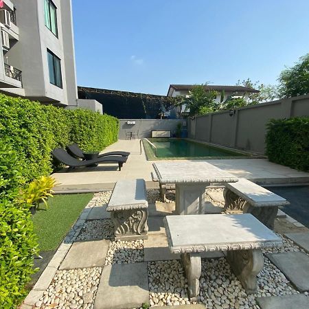 Roomquest Bangkok Sukhumvit 107 Samut Prakan Exterior foto