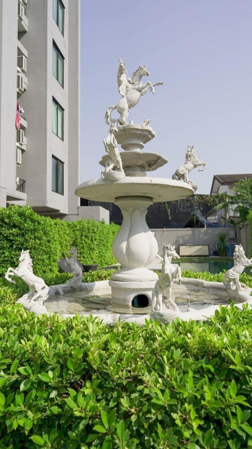 Roomquest Bangkok Sukhumvit 107 Samut Prakan Exterior foto