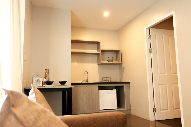 Roomquest Bangkok Sukhumvit 107 Samut Prakan Exterior foto